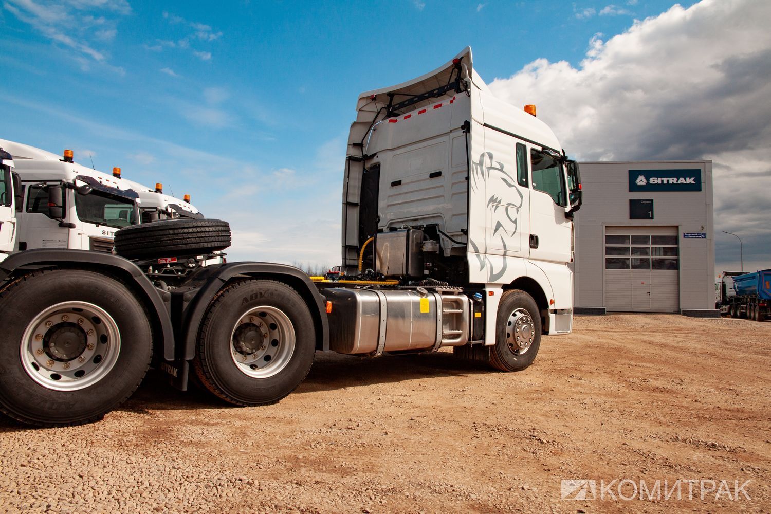 Тягач SITRAK 6×4 traxon рессорный - Официальный дилер Ситрак в Сыктывкаре